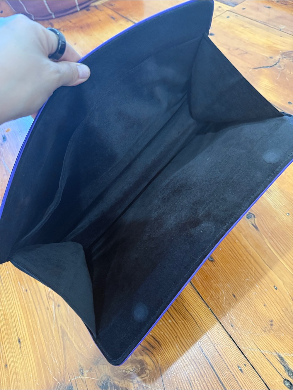 Dyson Air wrap Black Accessory Pouch Travel Case with Magnetic closure - Picture 3 of 6
